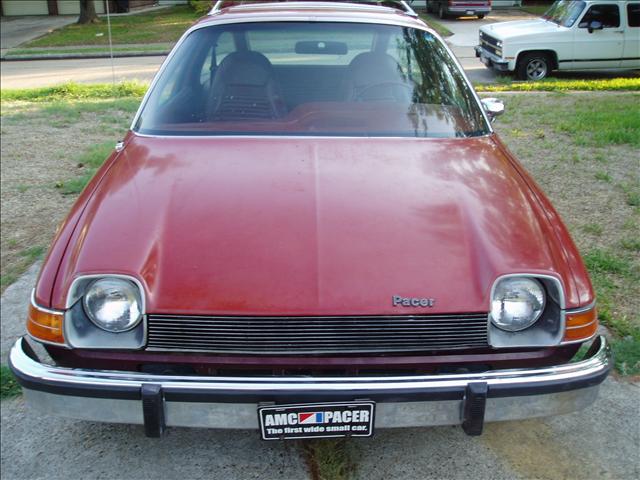 AMC Pacer 1977 photo 1