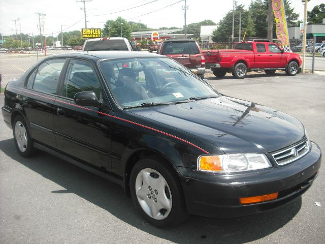 Acura EL 1999 photo 1
