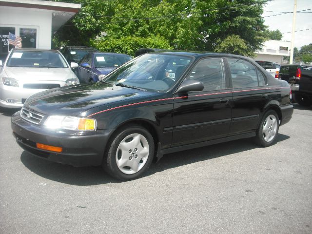 Acura EL 1999 photo 3