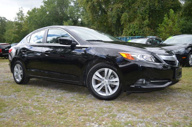 Acura ILX 2013 photo 2