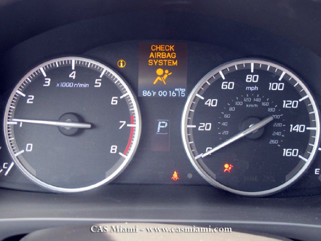 Acura ILX 2dr 3.8L Auto Track Sedan