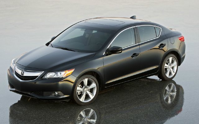 Acura ILX 2013 photo 1