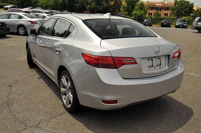Acura ILX 2013 photo 24