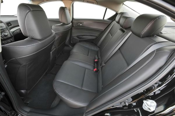 Acura ILX 2014 photo 2