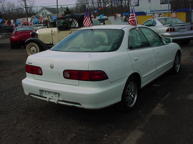 Acura Integra 2000 photo 1