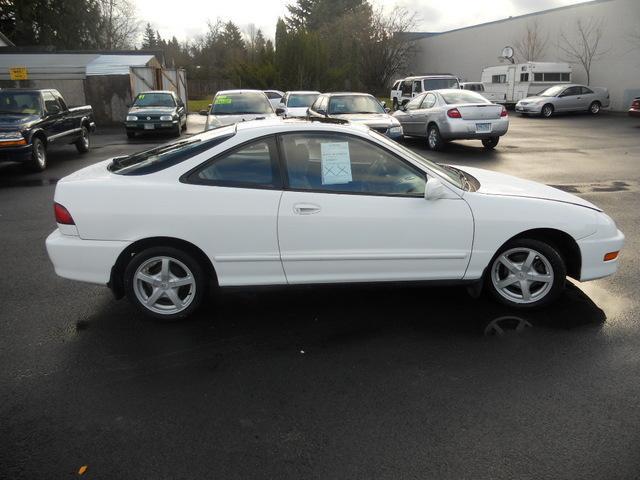 Acura Integra 2000 photo 1