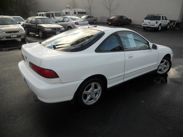 Acura Integra 2000 photo 2