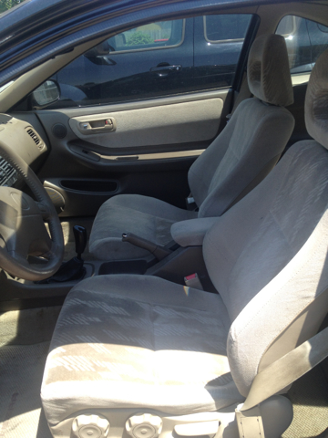 Acura Integra 2000 photo 3