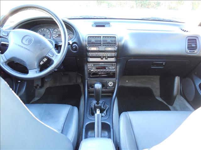 Acura Integra 2000 photo 3