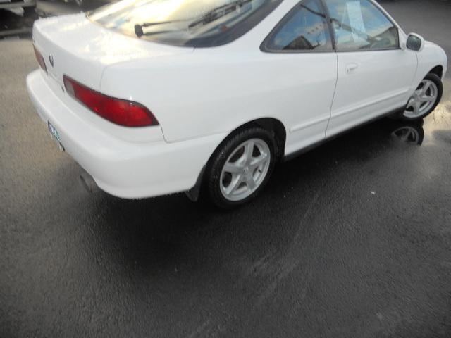 Acura Integra 2000 photo 2