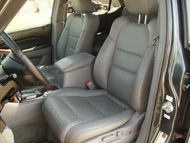 Acura MDX 2004 photo 2