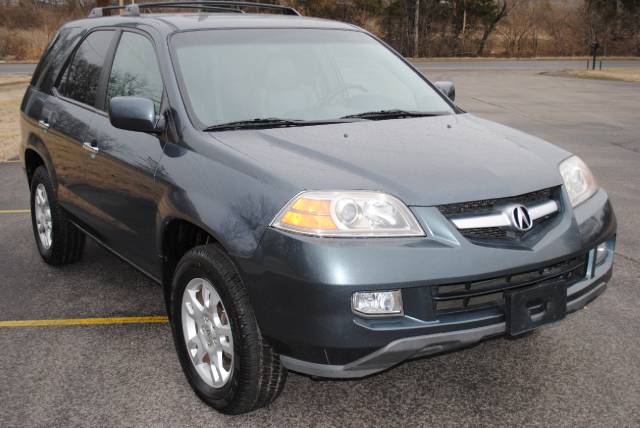 Acura MDX 2004 photo 2