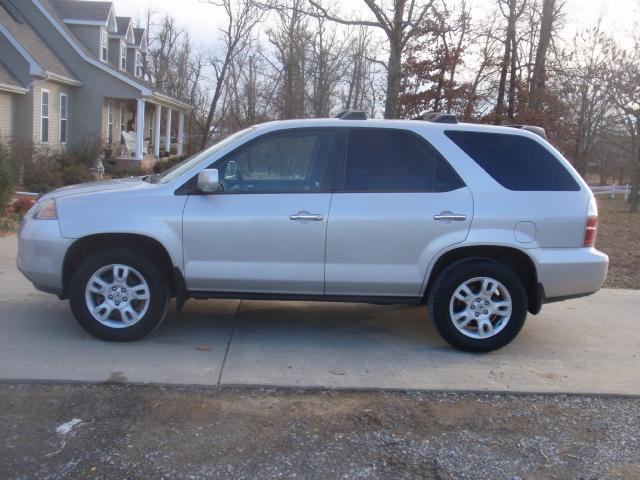 Acura MDX 2004 photo 2