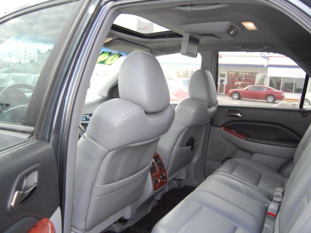 Acura MDX 2004 photo 2