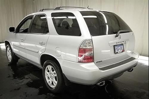 Acura MDX 2005 photo 2