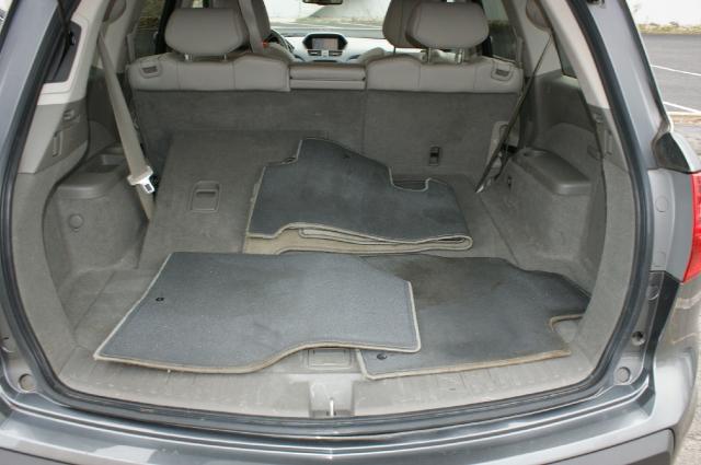 Acura MDX 2011 Cadillac CTS Sport Utility