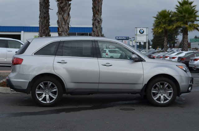 Acura MDX 2011 photo 1
