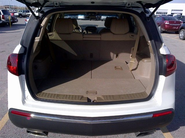 Acura MDX 2013 photo 2