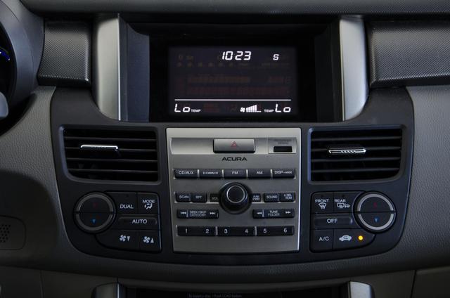 Acura RDX 2010 photo 4