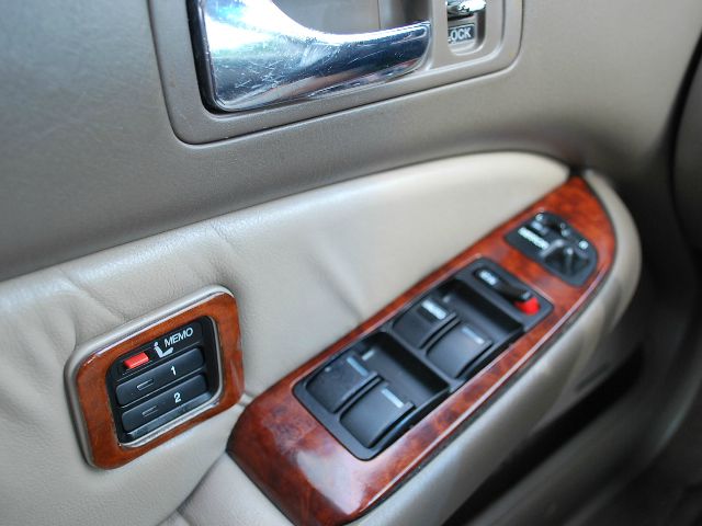 Acura RL 2000 photo 10