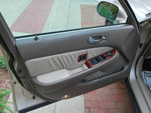 Acura RL 2000 photo 12