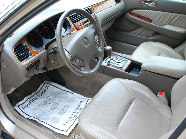 Acura RL 2000 photo 2