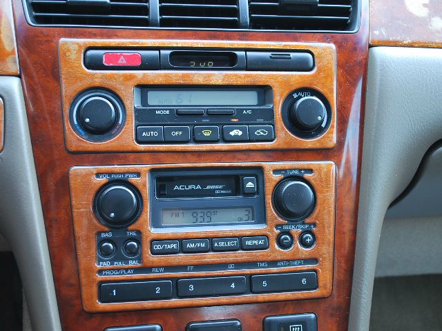 Acura RL 2000 photo 9