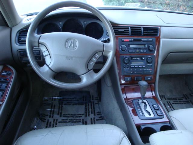 Acura RL 2000 photo 1