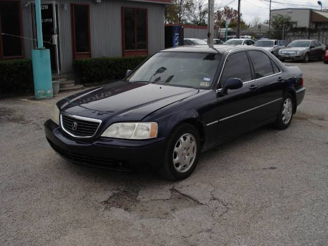 Acura RL 2000 photo 2