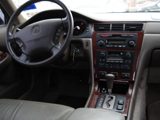 Acura RL 2000 photo 4