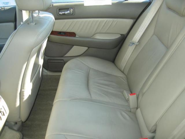 Acura RL 2000 photo 1