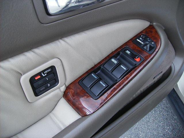 Acura RL 2000 photo 5