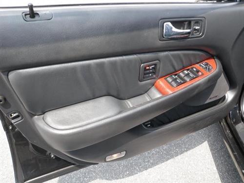 Acura RL 2003 photo 3