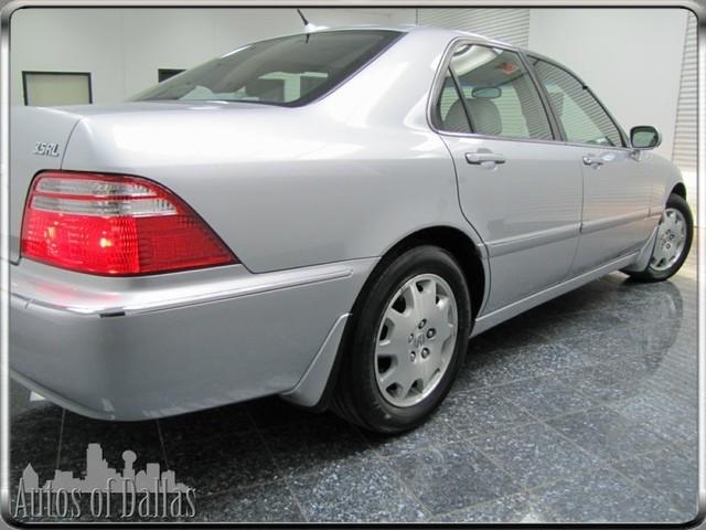 Acura RL 2004 photo 2