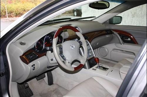 Acura RL 2005 photo 1