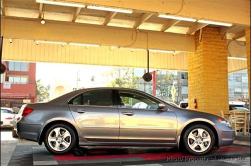 Acura RL 2005 photo 1