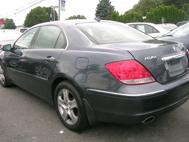 Acura RL 2006 photo 2