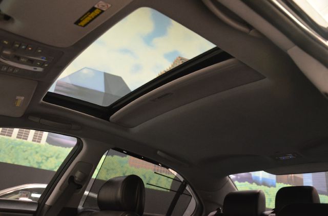 Acura RL 2006 photo 36