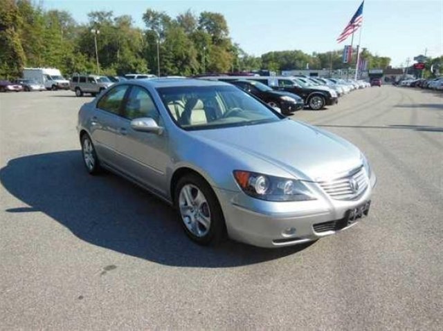 Acura RL 2007 photo 2