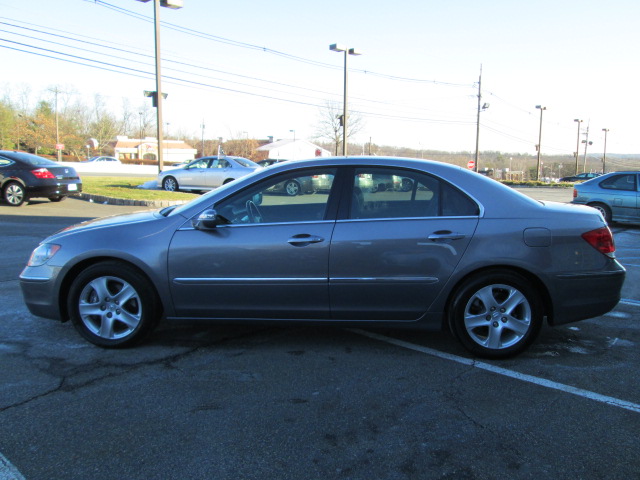 Acura RL 2008 photo 2