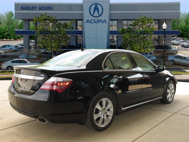 Acura RL 2010 photo 2