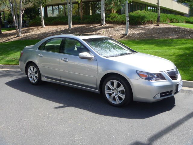 Acura RL 2WD Dually SLT Sedan