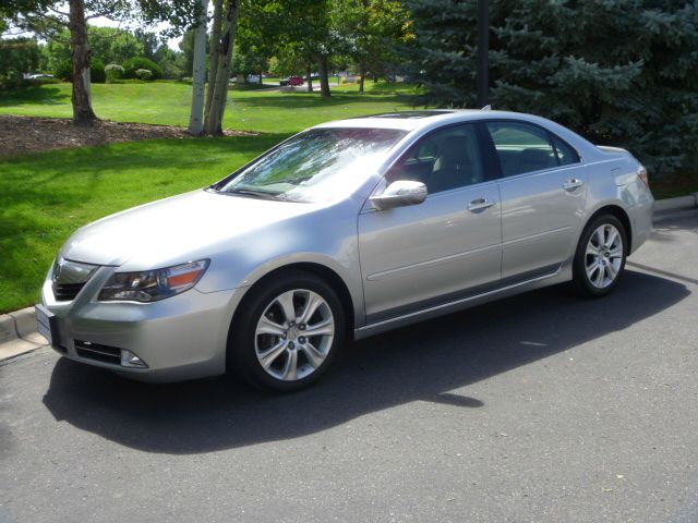 Acura RL 2010 photo 2