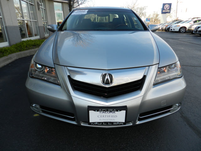 Acura RL 2010 photo 2