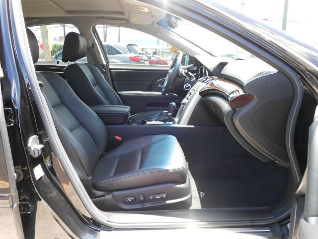 Acura RL 2011 photo 8