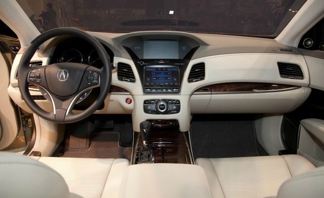 Acura RLX 2014 photo 4