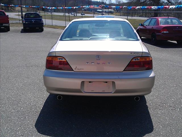 Acura TL XLT 4WD Third Row Seat Sedan