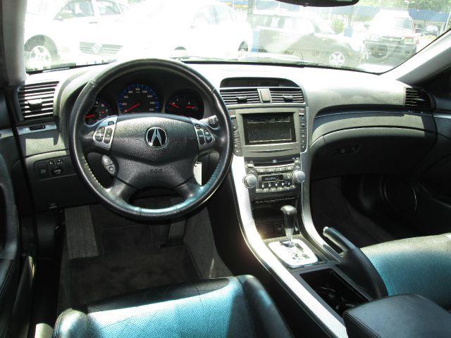 Acura TL 2004 photo 2