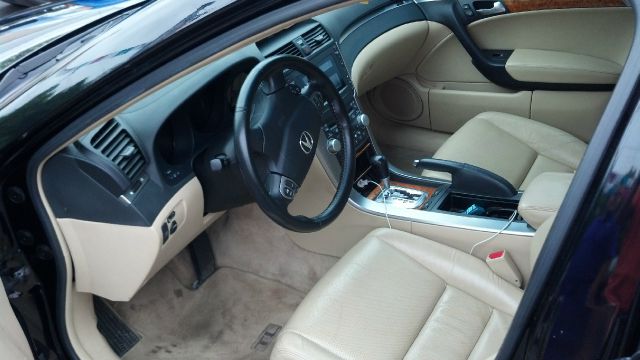 Acura TL Premium Quattro Sedan