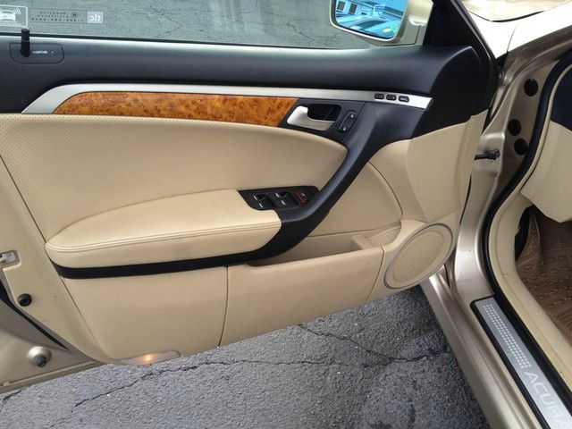 Acura TL Premium Quattro Sedan